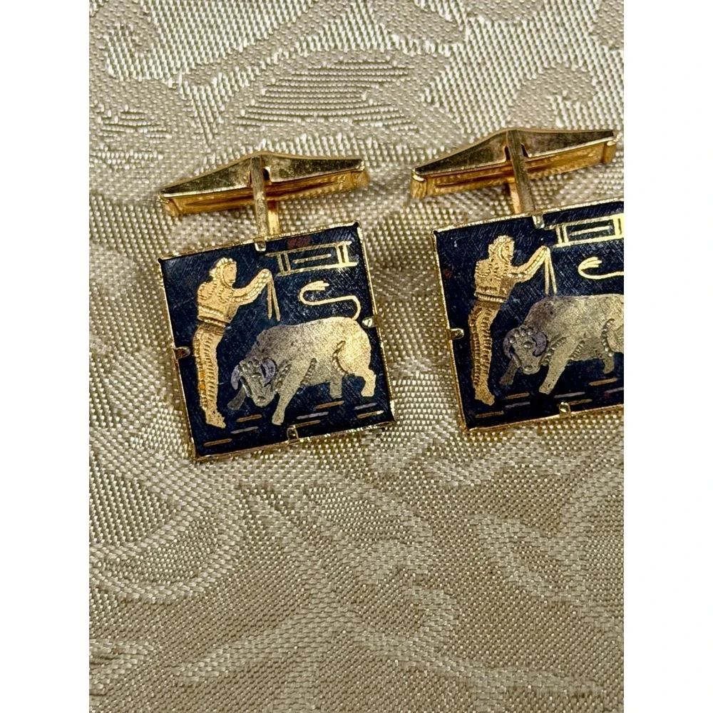Vintage Damascene Bullfighter Cufflinks Gold Tone Matador Bull Square Spanish